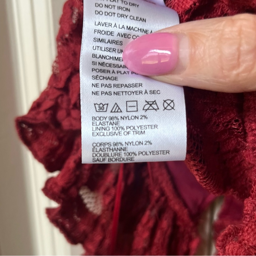 NWT Urban Outfitters Kimchi Blue Amara Ruffle Lace Button-Front Tank Top in Red - Picture 3 of 8